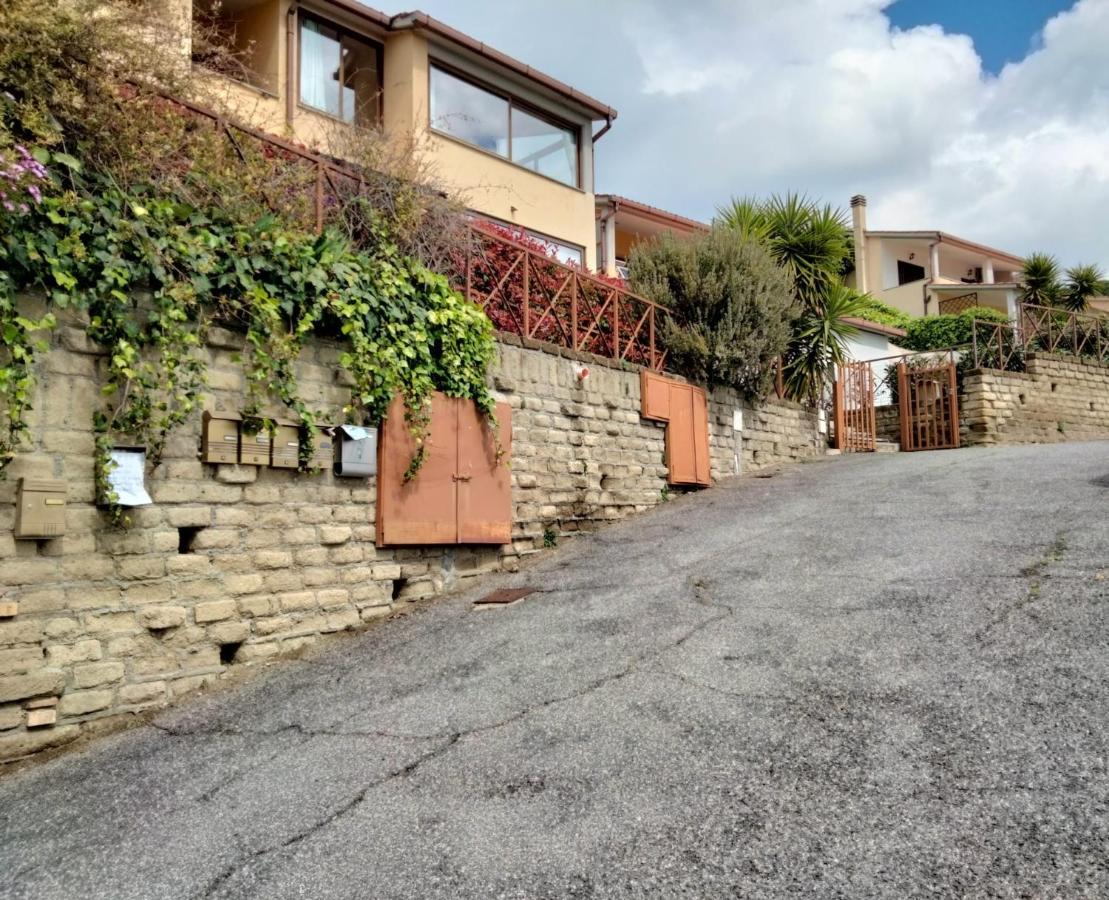 Sguardo Sul Lago Trevignano Romano Dış mekan fotoğraf