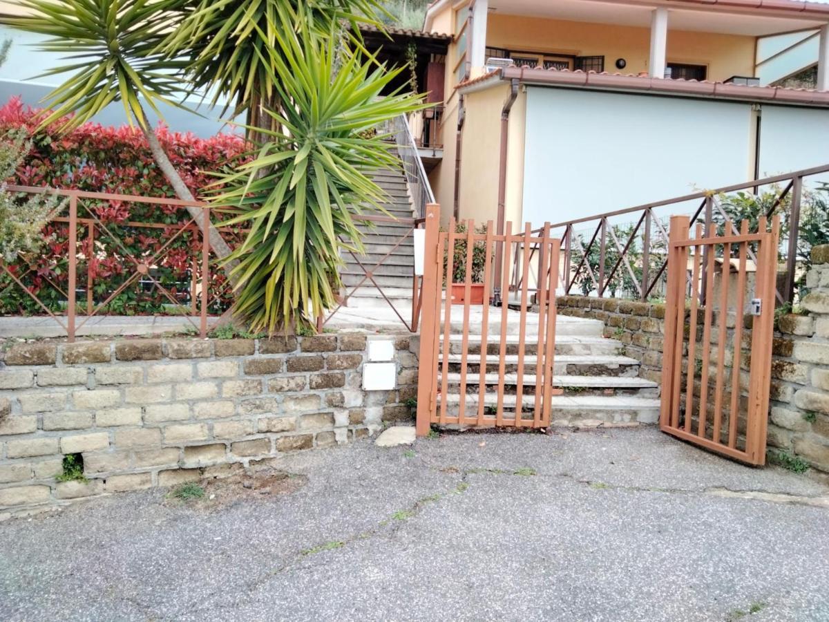 Sguardo Sul Lago Trevignano Romano Dış mekan fotoğraf